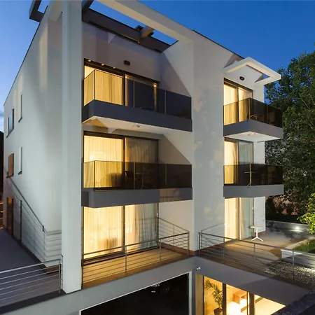 By Vestibul Palace Ξενοδοχείο με διαμερίσματα Σπλιτ