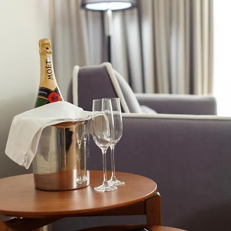 By Vestibul Palace Apartmanhotel 4*