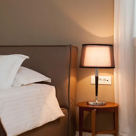 维斯特碧尔宫住宅酒店 4* 斯普利特