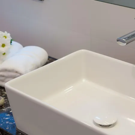 维斯特碧尔宫住宅酒店